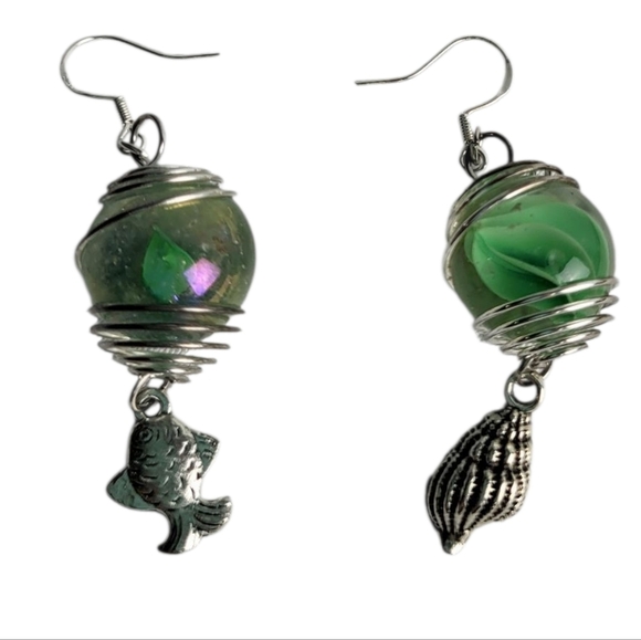 Hand Crafted Glass Marble Spiral Green Cage Fish Shell Earrings - Picture 1 of 2